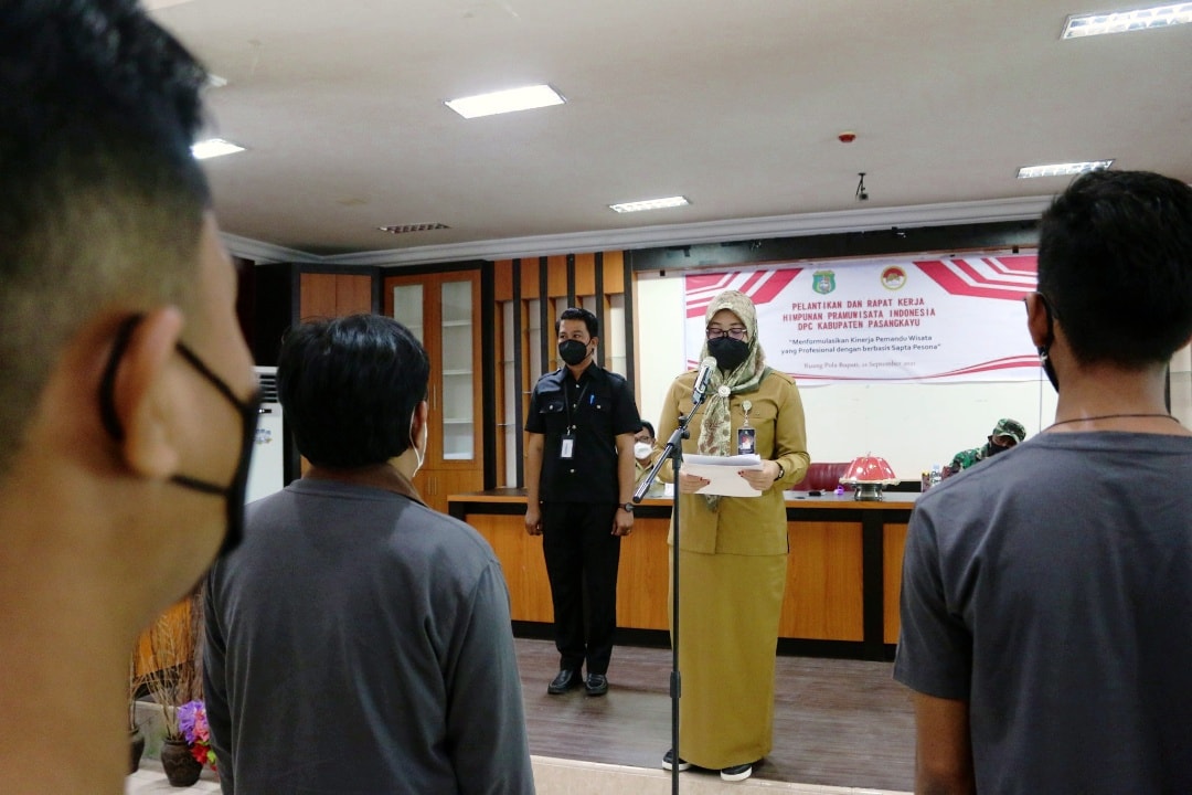 Lantik HPI, Wabup Herny Harap Bisa Bersinergi Memajukan Kepariwisataan di Pasangkayu